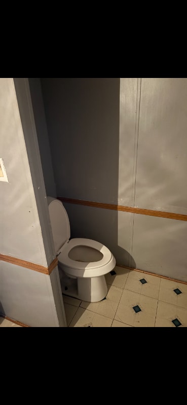 Building Photo - 1 Sunny Ln