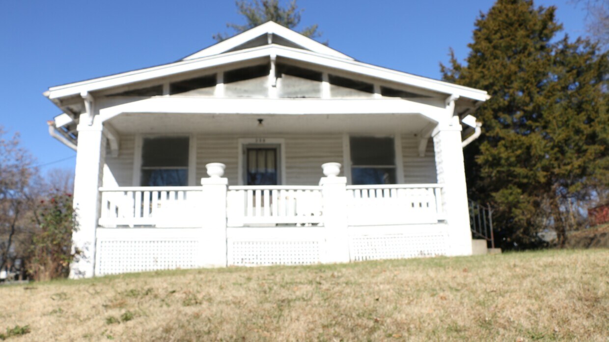 239 W Union St, Edwardsville, IL 62025 House for Rent in Edwardsville