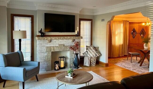 Foto del edificio - 2657 N 62nd St