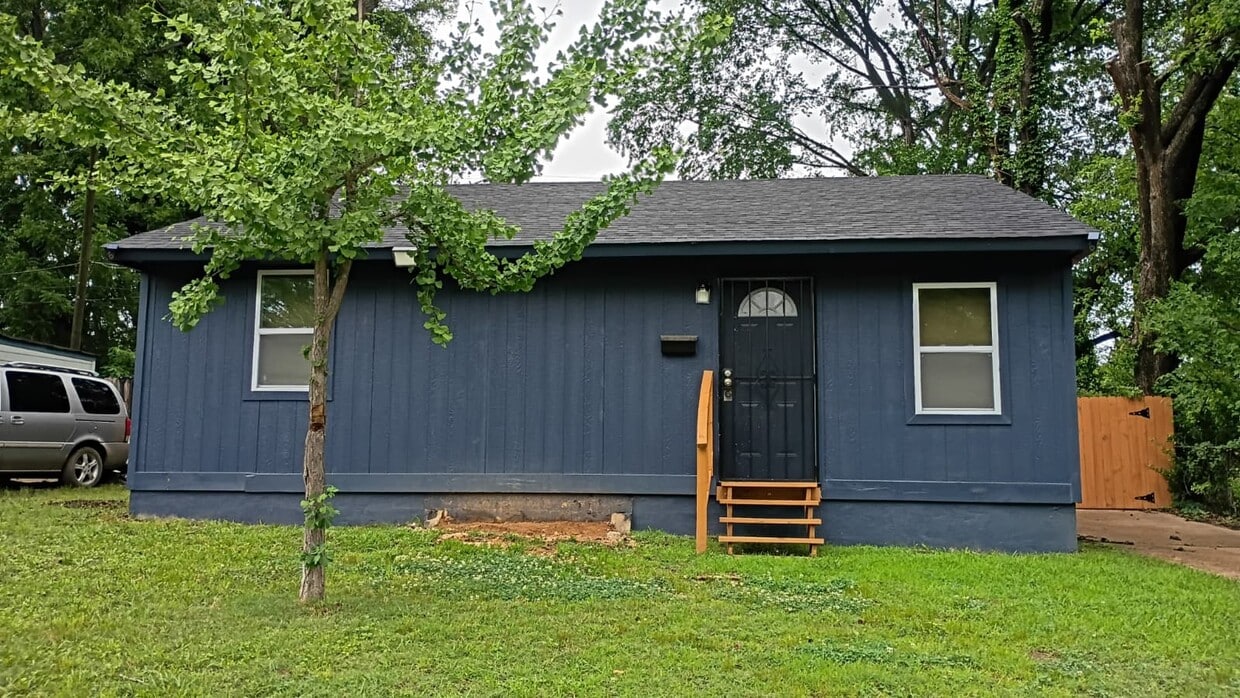 Photo - 2900 Flora Ave (Memphis, TN)