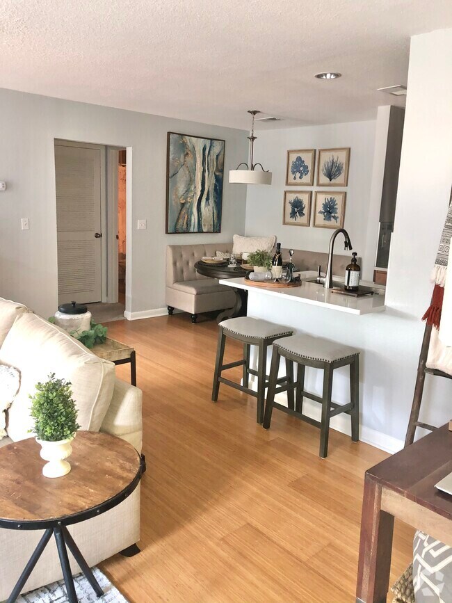 Harbour Watch Apartments for Rent with Hardwood Floors Mount Pleasant