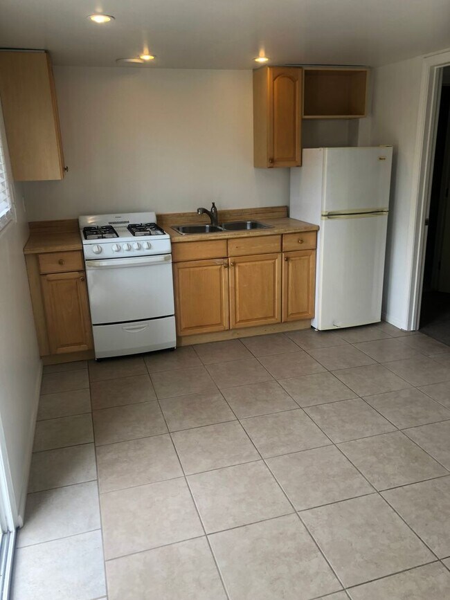Foto del edificio - 1 Bedroom 1 Bath Unit Available In S Ocean...