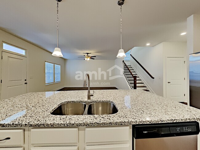 Building Photo - 4969 Chutney Dr