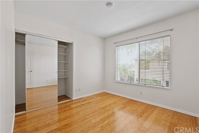 Foto del edificio - 920 Jasmine Cir