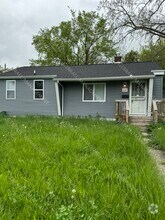 Building Photo - 1114 Pierson Rd
