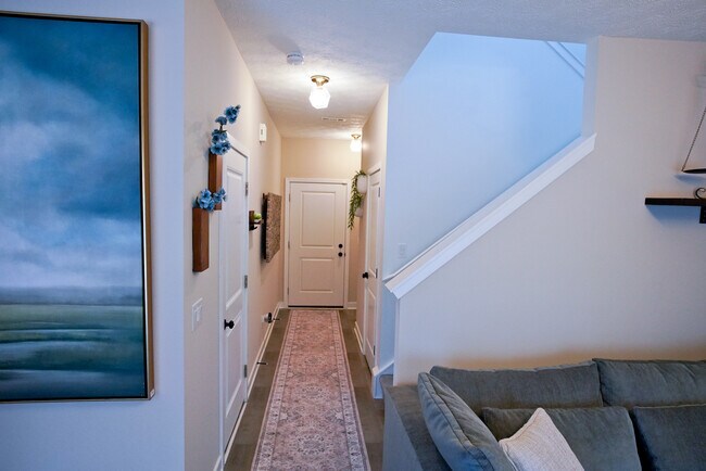 Foto del edificio - 512 Auld Farm Cir