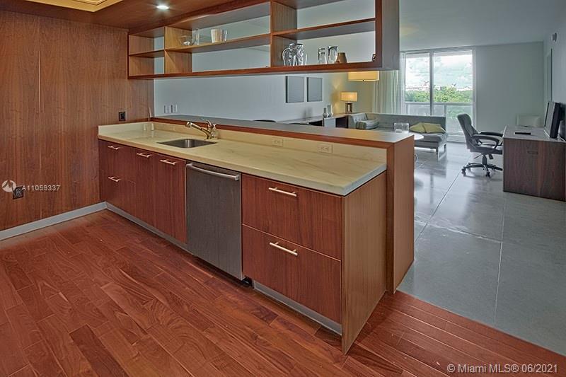 Primary Photo - 50 Biscayne Blvd