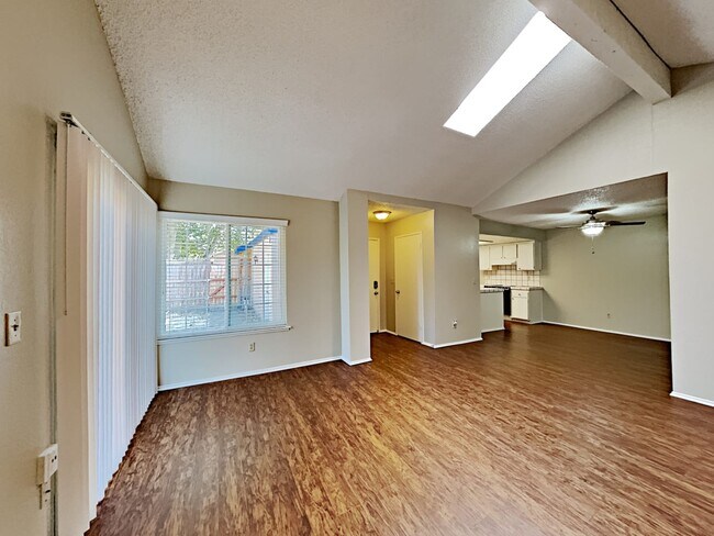 Building Photo - 101 Cedar Rock Cir