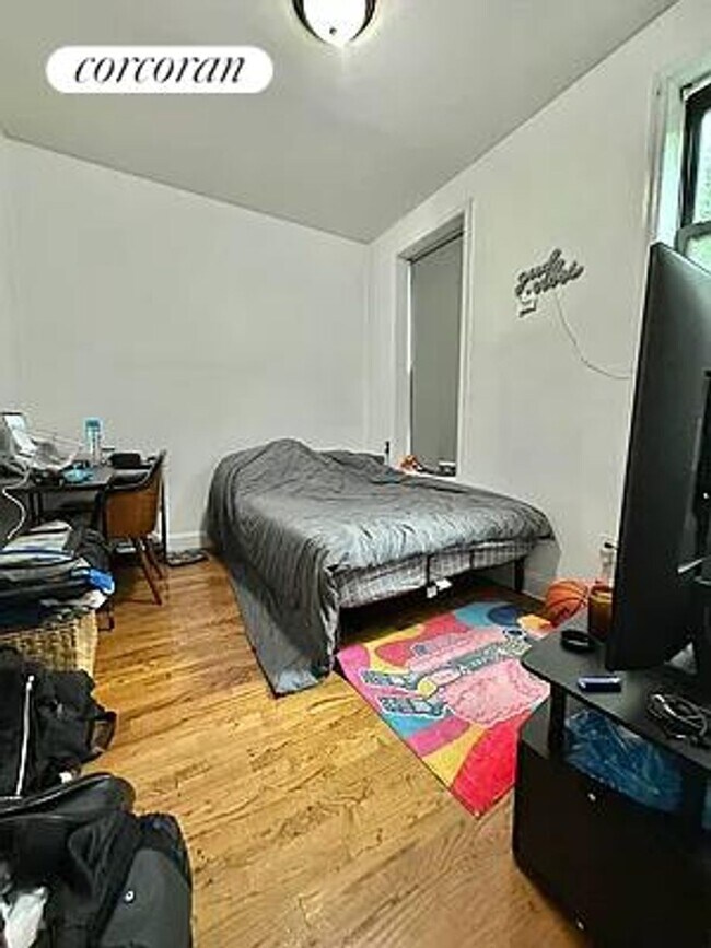 Foto del edificio - 433 E 80th St