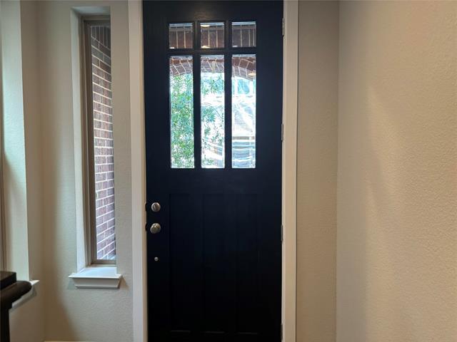 Foto del edificio - 1352 Branchwood Pl