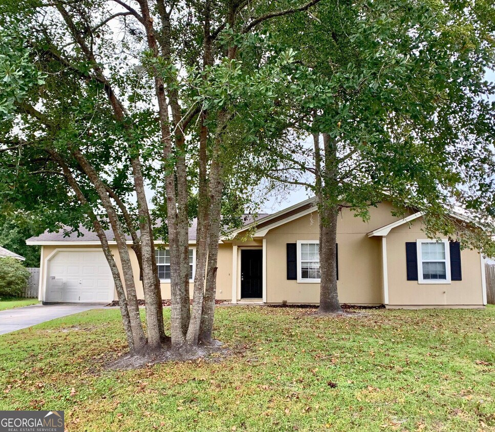 Foto principal - 102 Hopi Ct