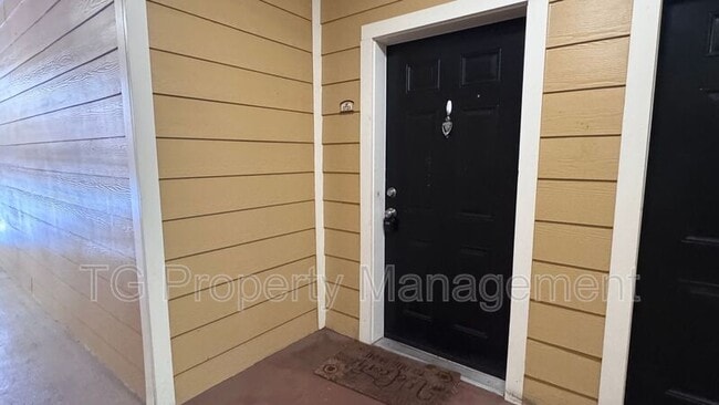 Foto del edificio - 8539 Gate Pkwy W