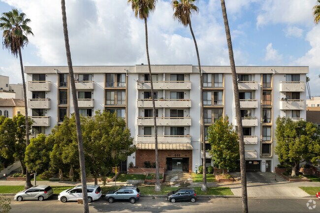 533 S St Andrews Pl - St. Andrews Courtyard Condominiums