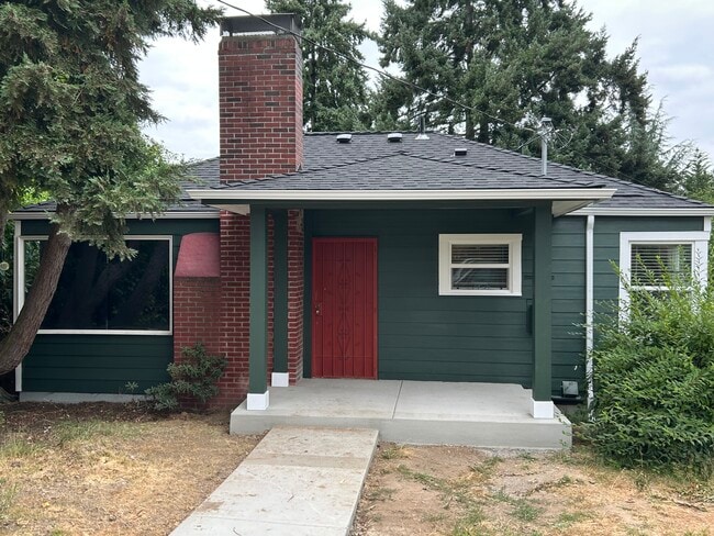 Building Photo - 4646 S Willow St
