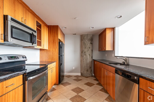 2BR, 1BA - Kitchen - 1429 Park Street LLC