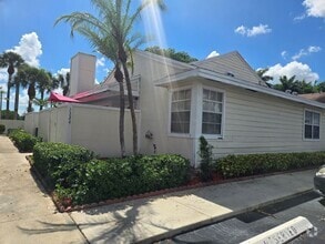 Building Photo - 3324 NW 101st Ave