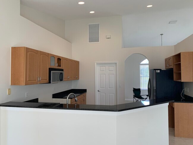 Foto del edificio - 2566 SW Fair Isle Rd