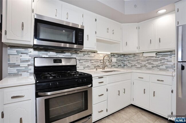 Building Photo - 42 Ave C