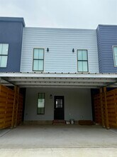 Building Photo - 3552 Knight Ln