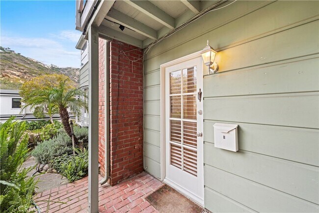 Foto del edificio - 670 Glomstad Ln