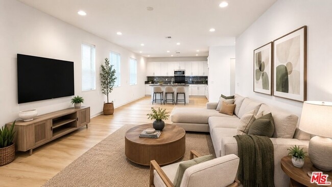 Building Photo - 6972 Calla Lily Dr