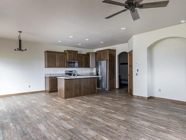 Building Photo - 1139 Craftsmen Ct