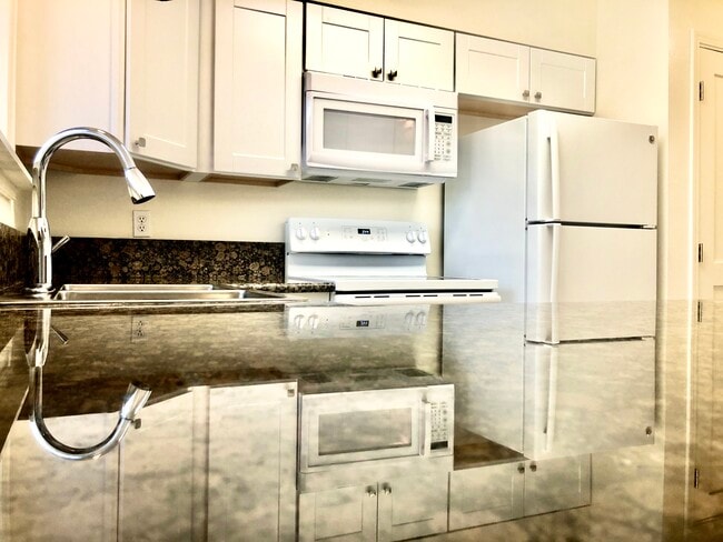 Building Photo - 583 Van Wey Cir