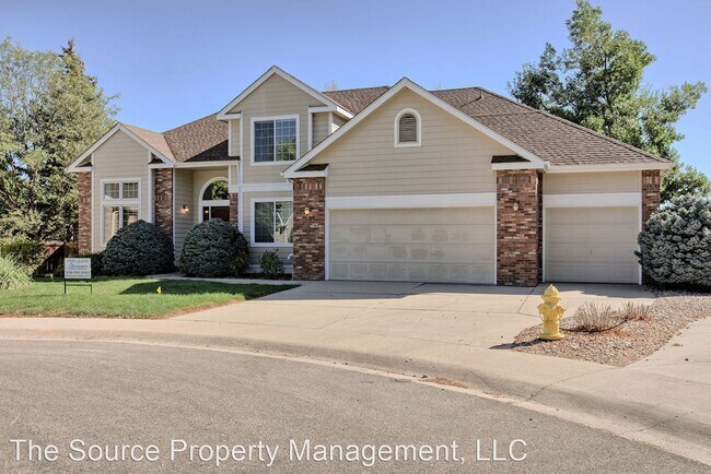 Building Photo - 4 br, 3.5 bath House - 2500 Fox Run Ct