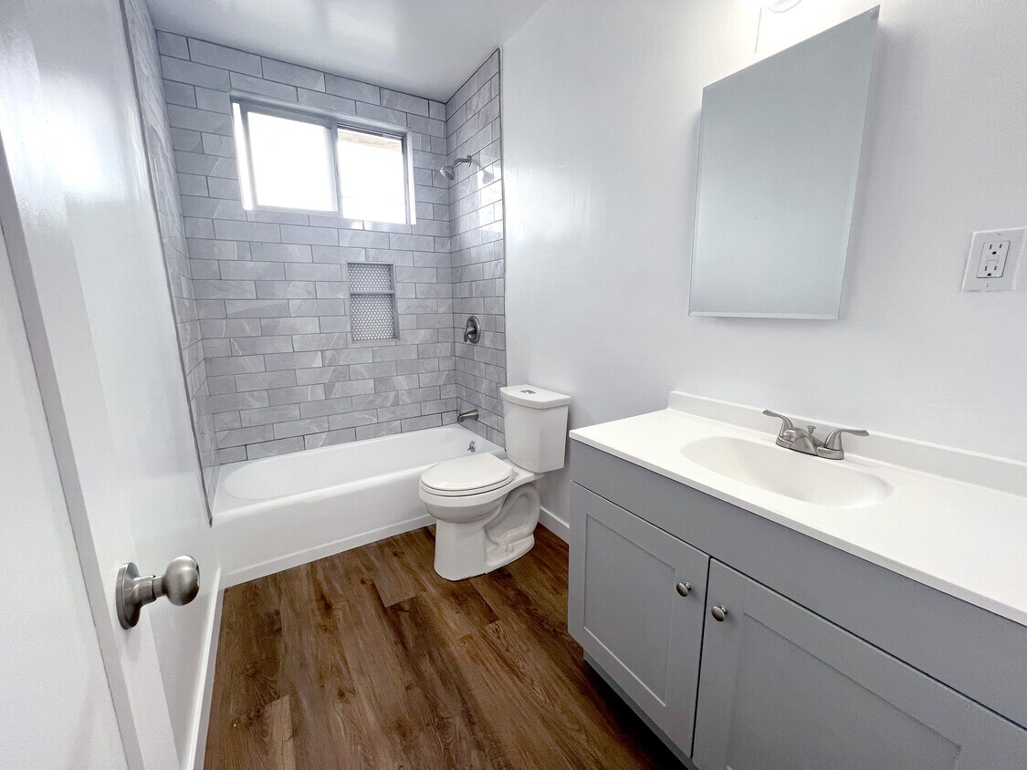 NOT FOR RENT Doesn't work Apartments in Los Angeles, CA