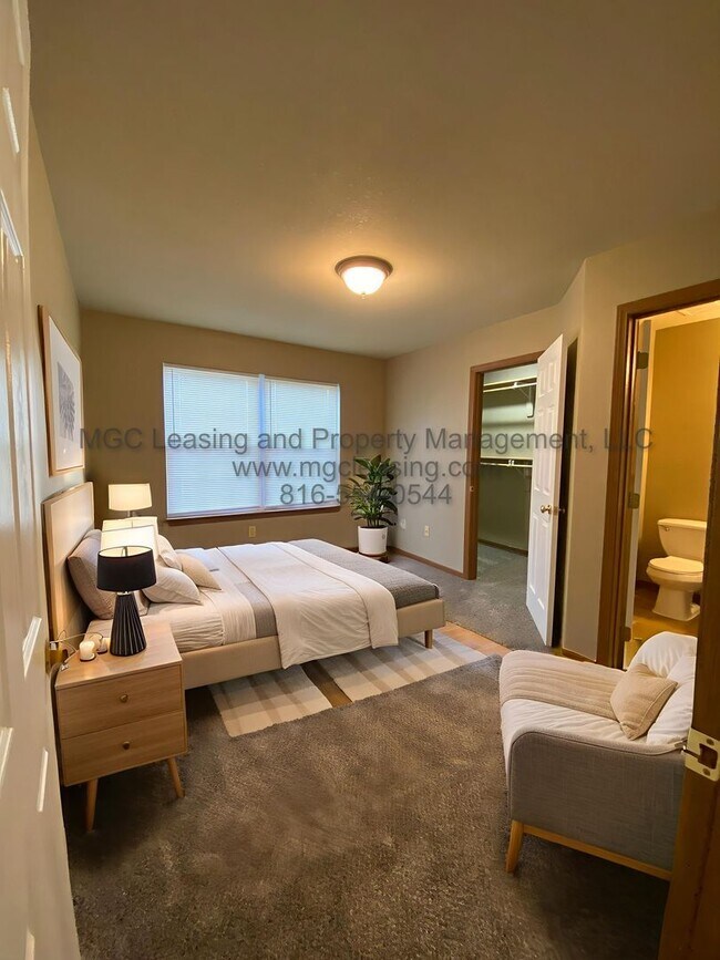 Foto del edificio - 707-709 SE Summit Ave