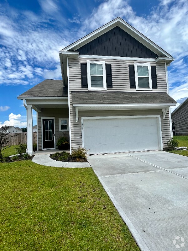 Apartments For Rent in Huger, SC with Hardwood Floors 1 Rentals