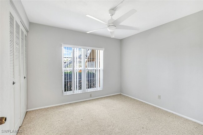 Building Photo - 35 Greenbrier St