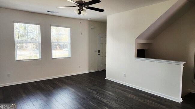 Building Photo - 969 Cades Walk