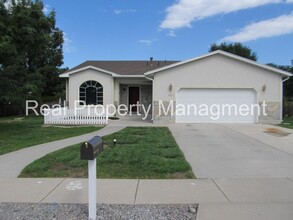 Building Photo - 707 E 400 S