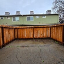 Building Photo - 1407 Callen St