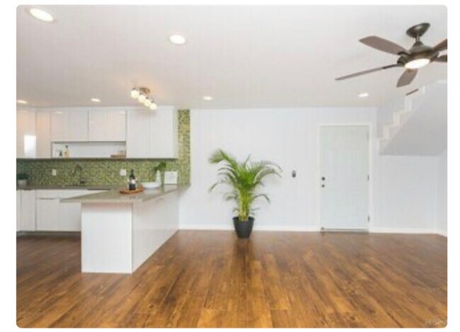 Foto del edificio - 1310 Maalahi St