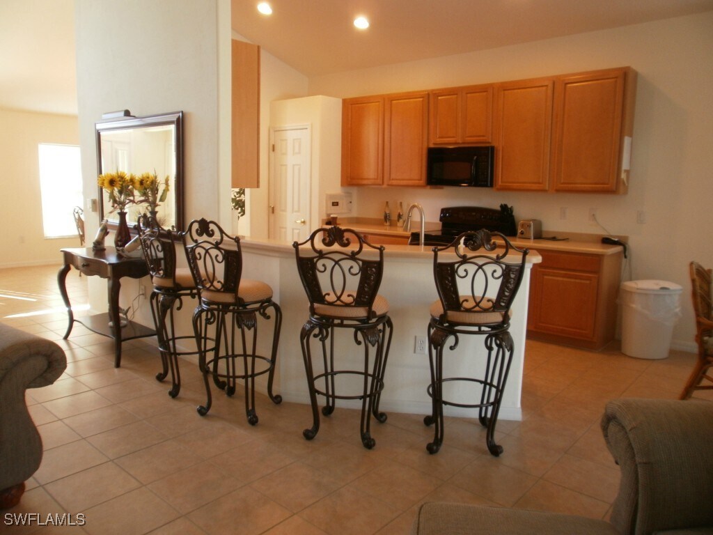 Foto principal - 9044 Shadow Glen Way