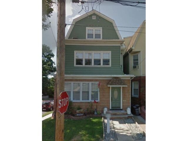 Primary Photo - 1 Pleasant Pl