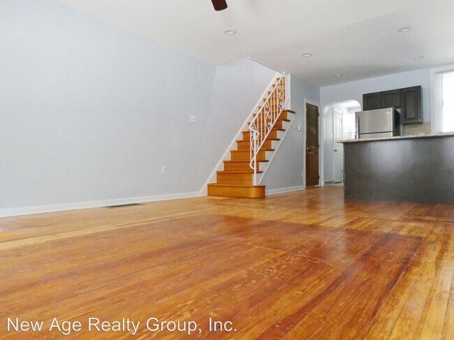 Building Photo - 4513 Saint Davids St