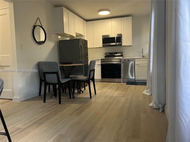 Foto del edificio - 421 75th St