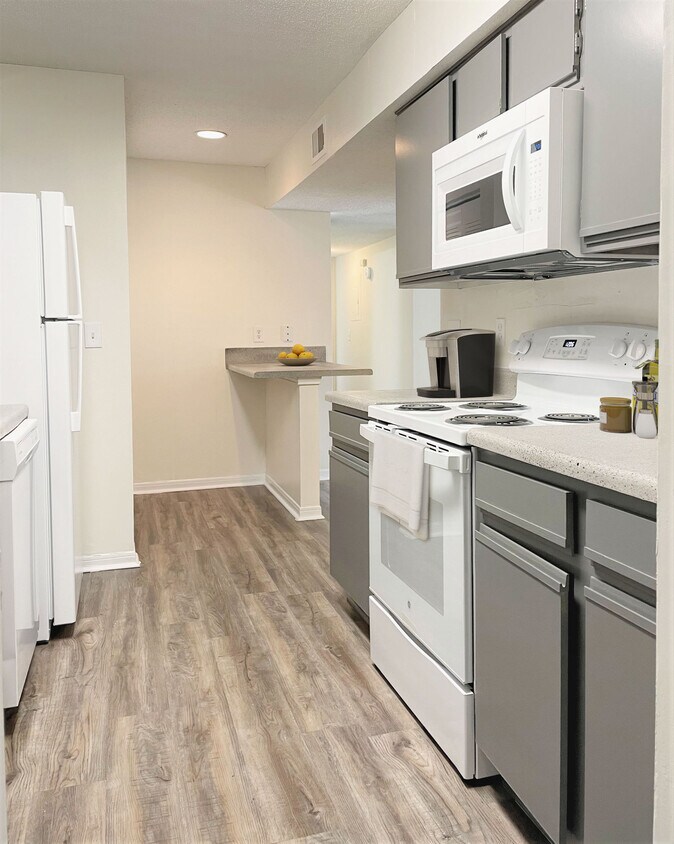 Halcyon at Cross Creek Apartments 1200 Halcyon Cir Greer, SC