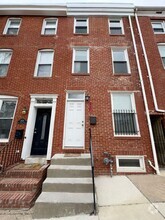 Building Photo - 1828 E Pratt St