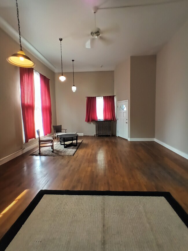 Foto del edificio - 2009 2nd St NE