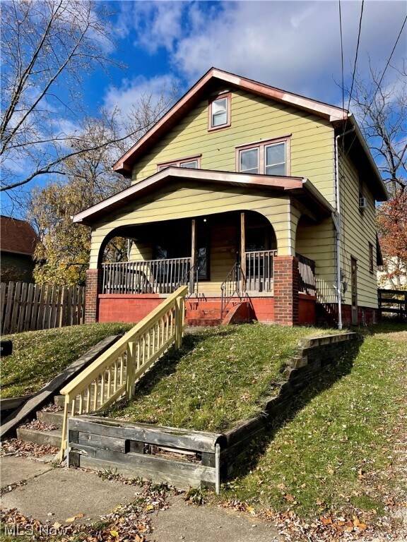 Primary Photo - 1329 Honodle Ave