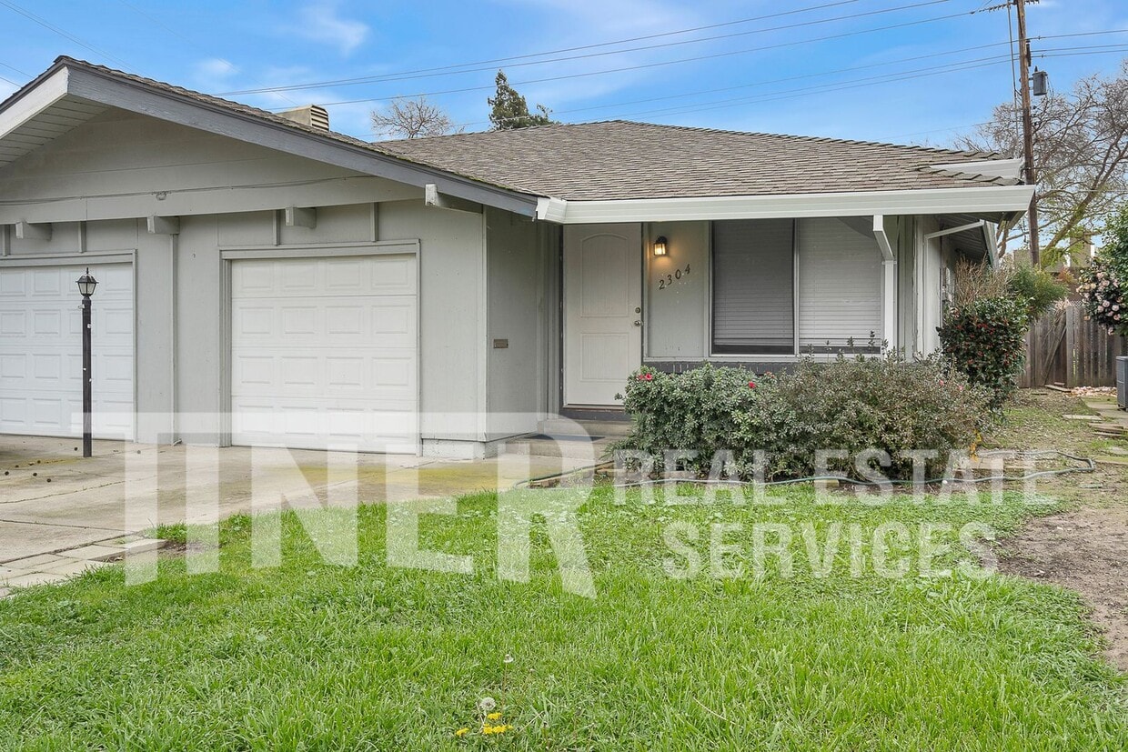 Photo - 2304 Villanova Circle-