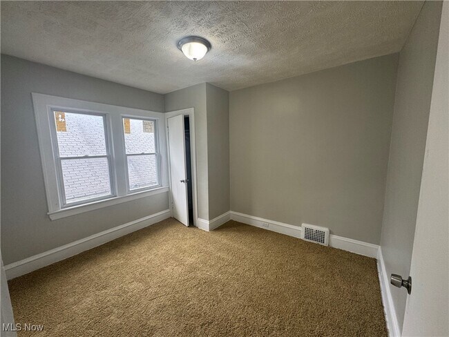 Building Photo - 14402 Jenne Ave