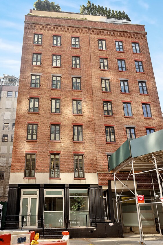 Foto del edificio - 104 Charlton St