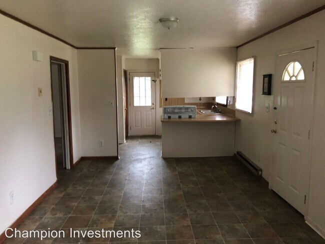 Building Photo - 2 br, 1 bath House - 6010 Leo Drive