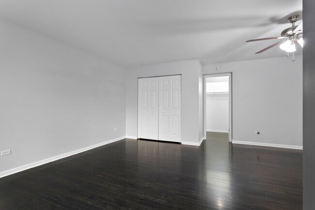 Foto del edificio - 6001 N Kenmore Ave