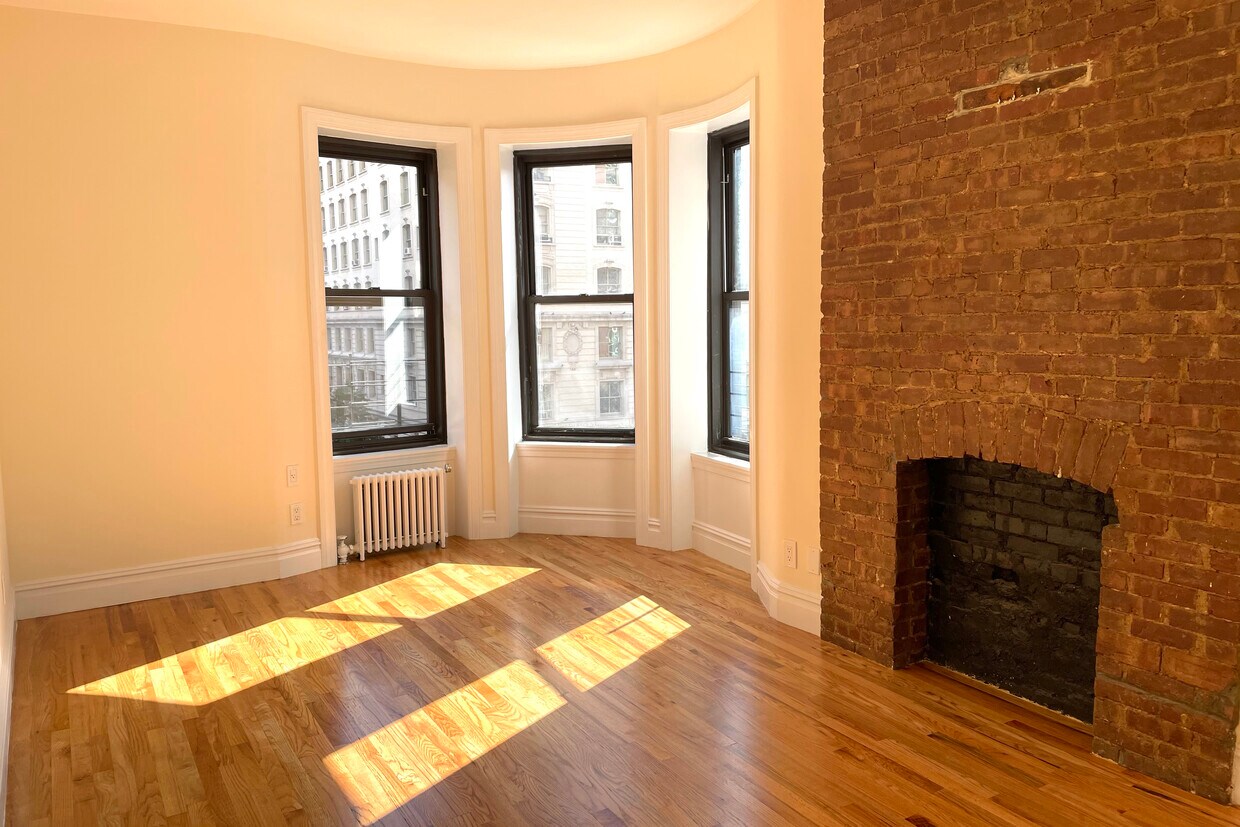 Primary Photo - 251 W 87th St